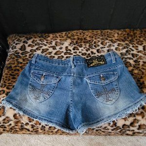Shorts distressed toxic with crosses on the back SIZE 9